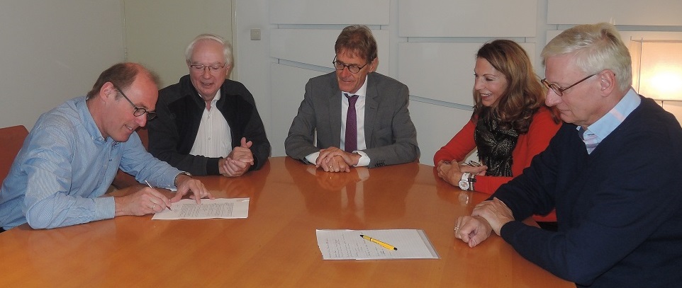 Ondertekening oprichtingsacte